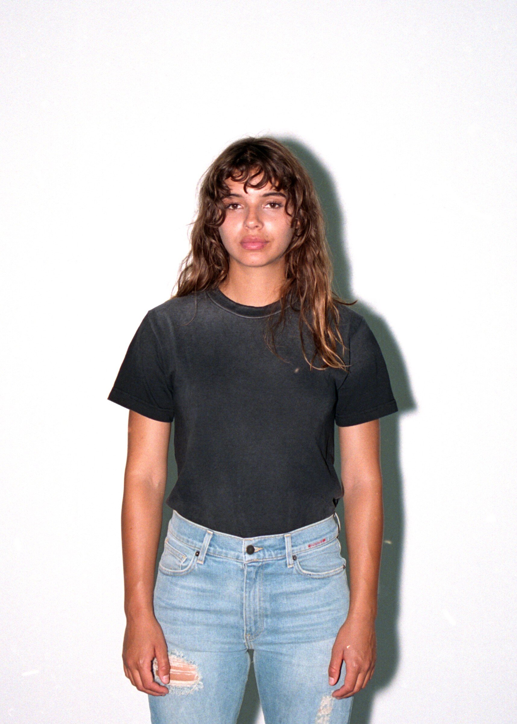 CLASSIC T-SHIRT / AGED BLACK — MOOJIMOOJI